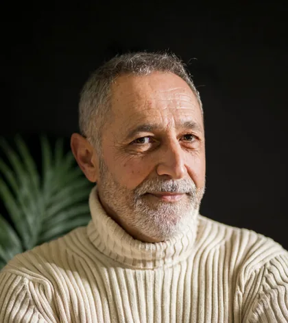 David R.